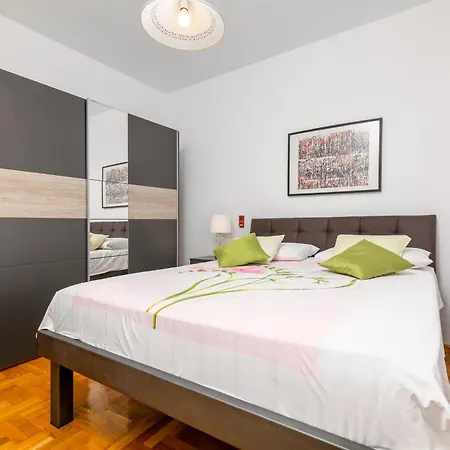 With Wifi - 20346 Apartment *